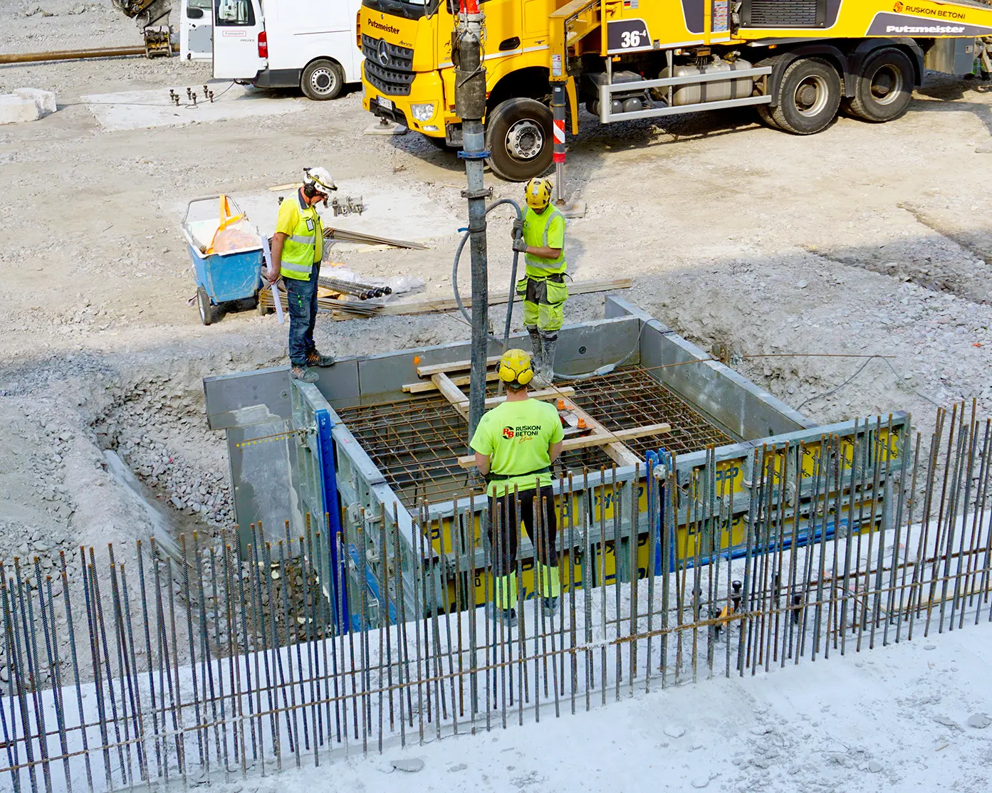 Ruskon Betonin anturavalua työmaalla